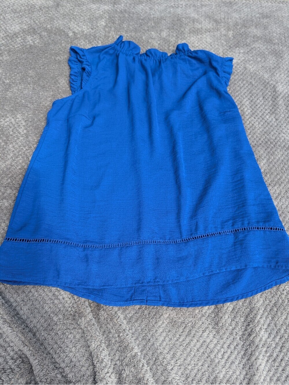 Mandy Evans Women's Blue Sleeveless Flowy Blouse Size Large - Picture 3 of 7
